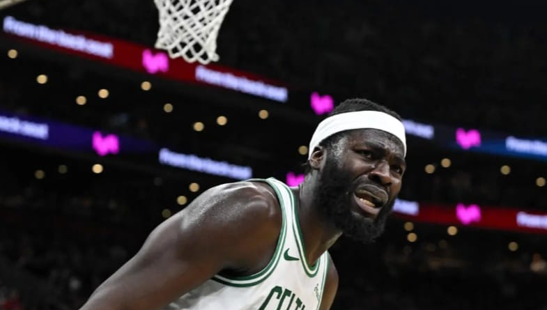 Noite histórica e novo recorde para Neemias Queta