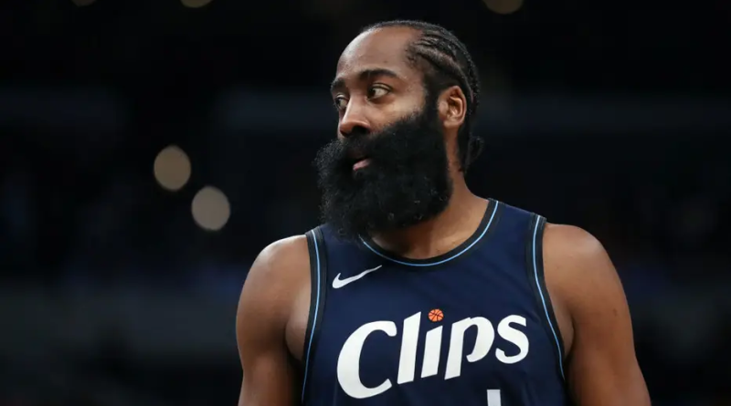 James Harden pede troca e já tem destino