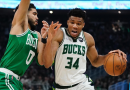 Duas equipas na frente por Giannis Antetokounmpo Duas equipas na frente por Giannis Antetokounmpo